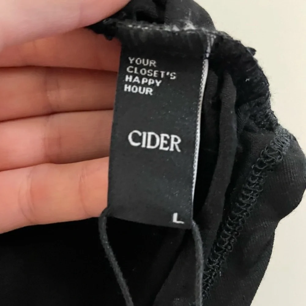 NWT Cider Asymmetrical Black Sleeveless Crop Top -‎ L - Picture 6 of 9